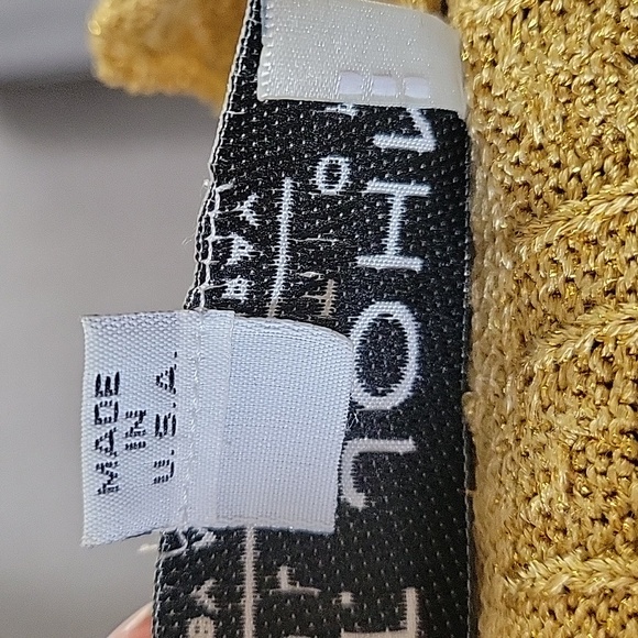 ST JOHN Collection Cable Knit Short Sleeve Sweater in Gold metallic Women Sz M‎ - Picture 7 of 8